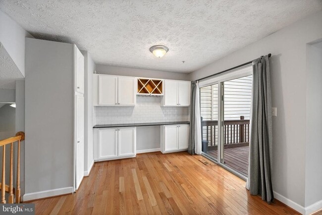 Building Photo - 2716 Mapleview Ct