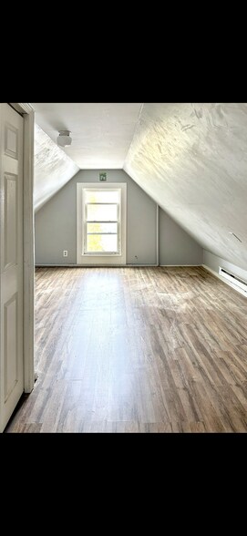 Building Photo - 115 Highland Ave