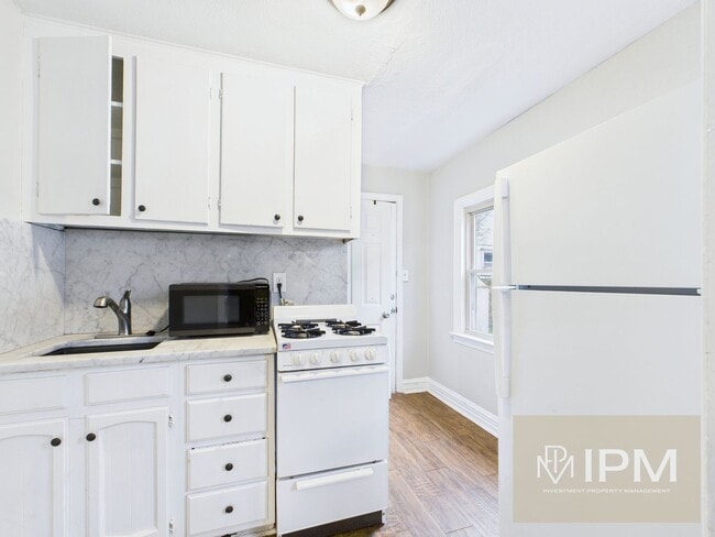 Building Photo - Charming 2 Bed, 1 Bath Home in York, Pa!