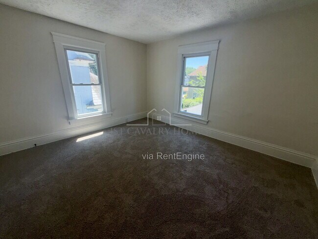 Building Photo - 135 S McKinley Ave
