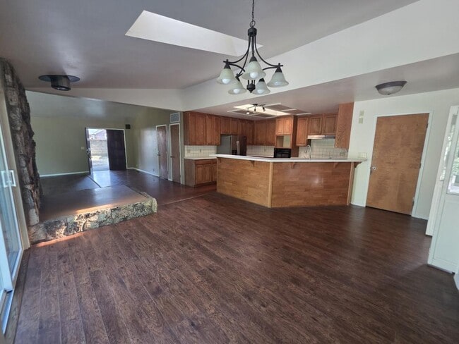 Building Photo - 6584 Williams Hwy
