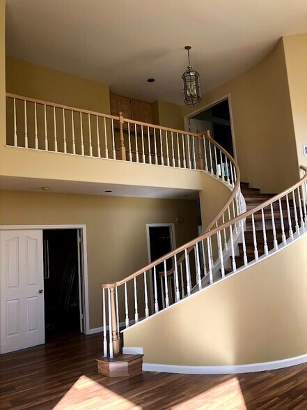 Building Photo - 14247 Seabridge Ln