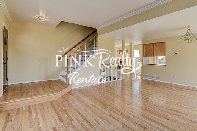 Building Photo - Gorgeous 5-Bedroom Home in Woodmen Hills w...