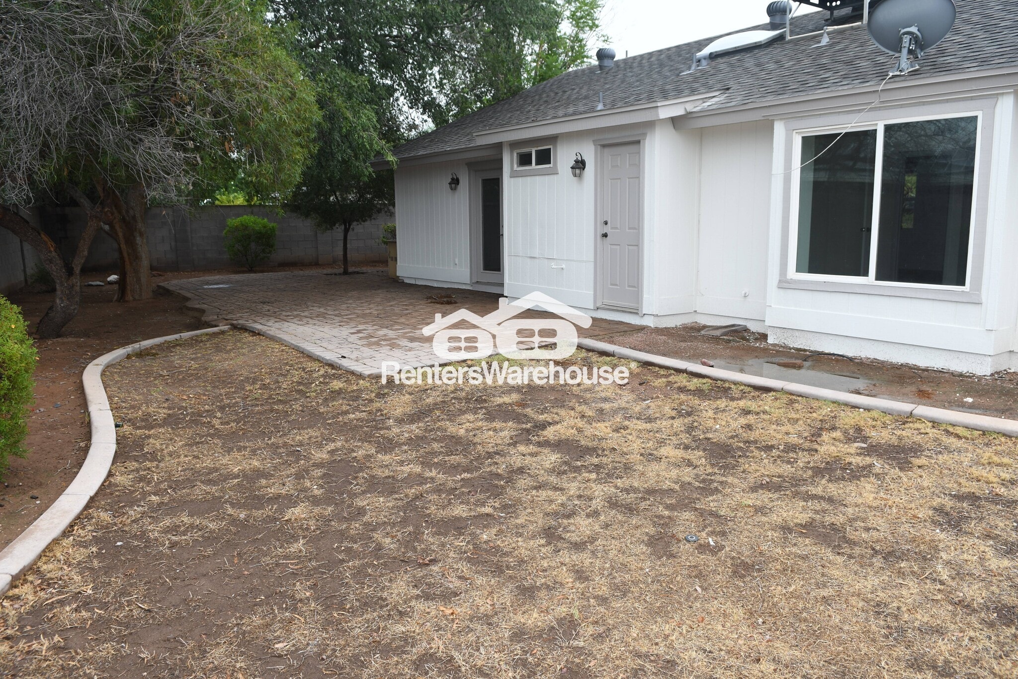 Building Photo - 938 N Evergreen Ct