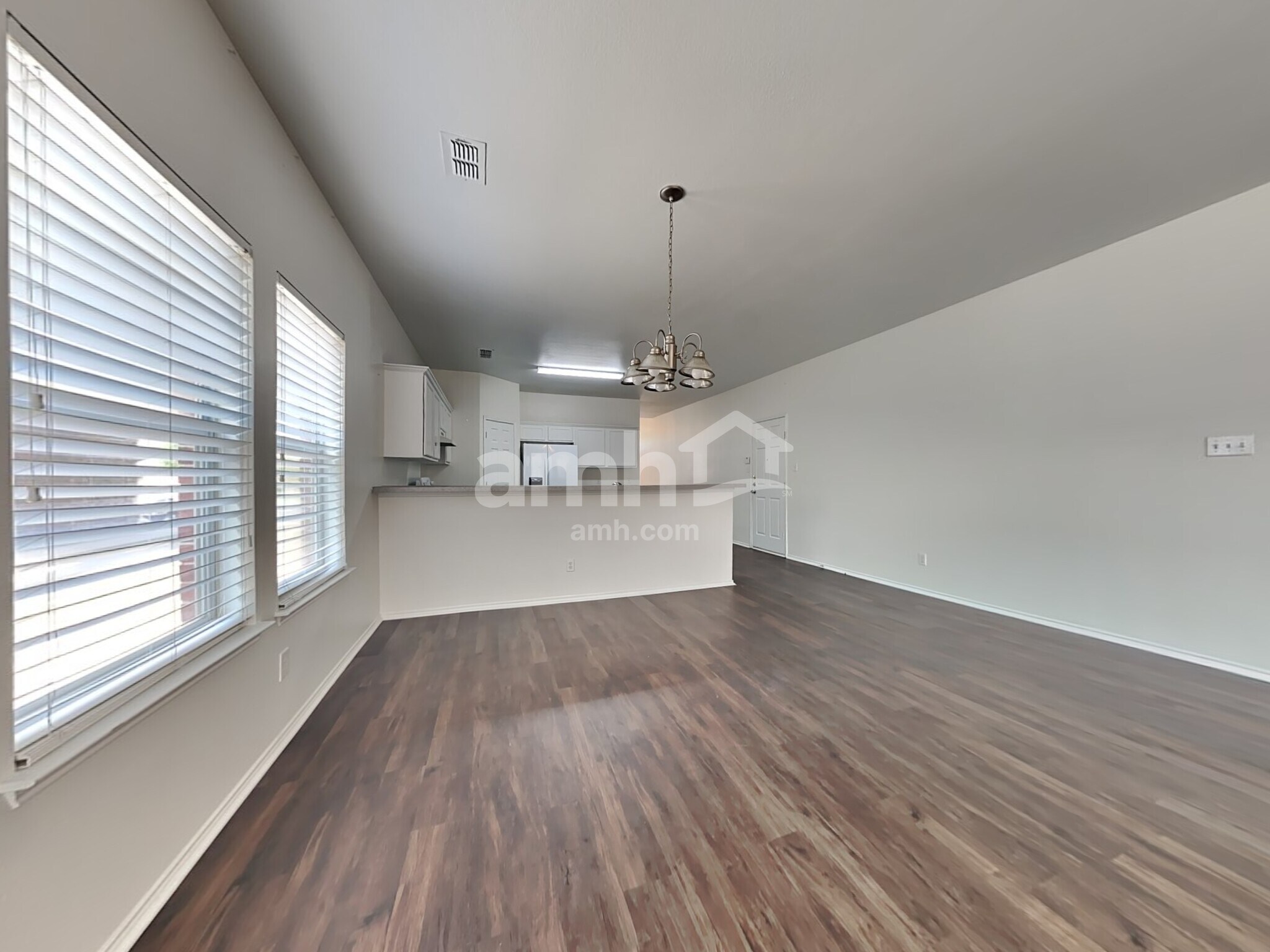 Building Photo - 1626 Wildflower Dr