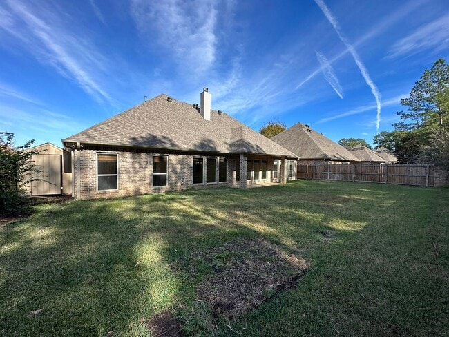 Building Photo - Coming Soon! Updated 5 Bedroom 3 Bath Home in South Tyler!
