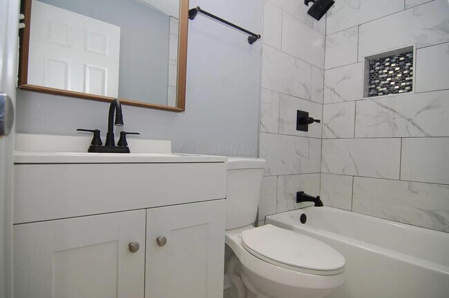 Building Photo - 208 N Guilford Ave