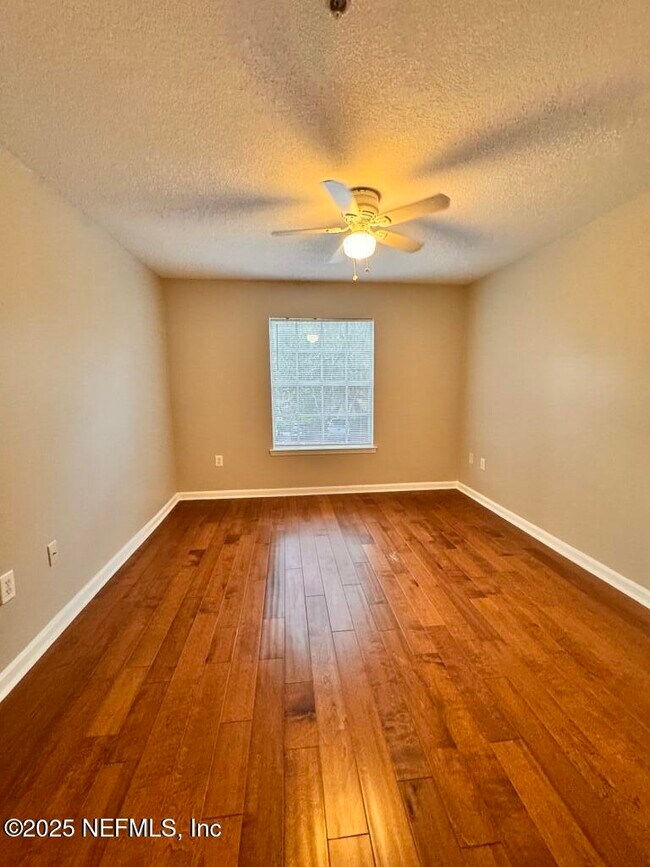 Building Photo - 3591 Kernan Blvd S