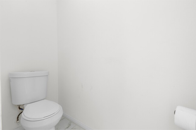 Building Photo - 1413 TX-146