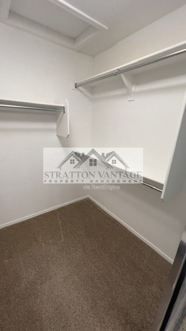 Building Photo - 1351 N Pleasant Dr