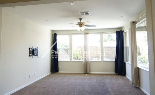 Building Photo - Wonderful Elk Grove 4bd/3ba Home with 2 Car Garage & Loft Area