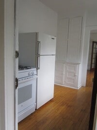 Building Photo - 622 Euclid Ave