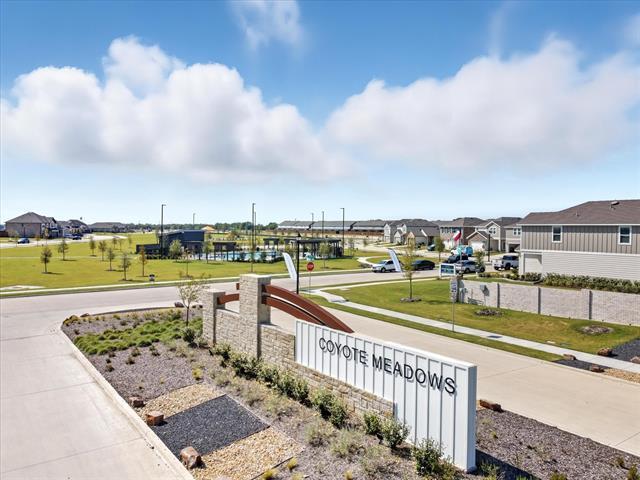 Building Photo - 752 Waterhouse Lk Dr