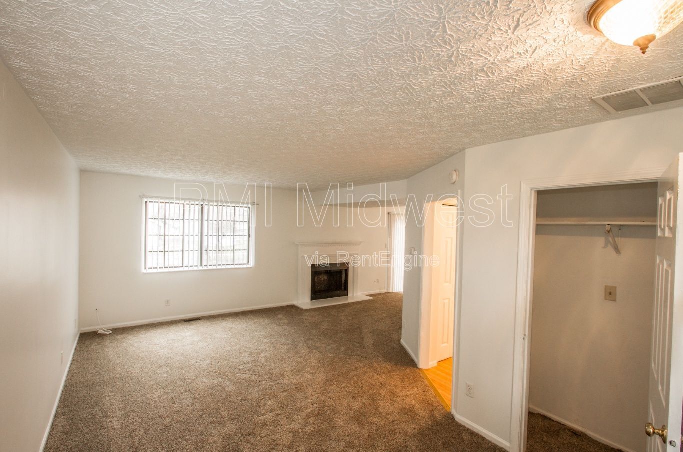 Building Photo - 1838 Keystone Lakes Dr