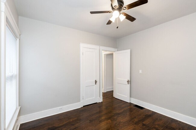Building Photo - 3 Bedroom House Off Eastern Parkway