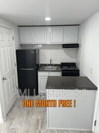 Building Photo - 201 Chandler Dr