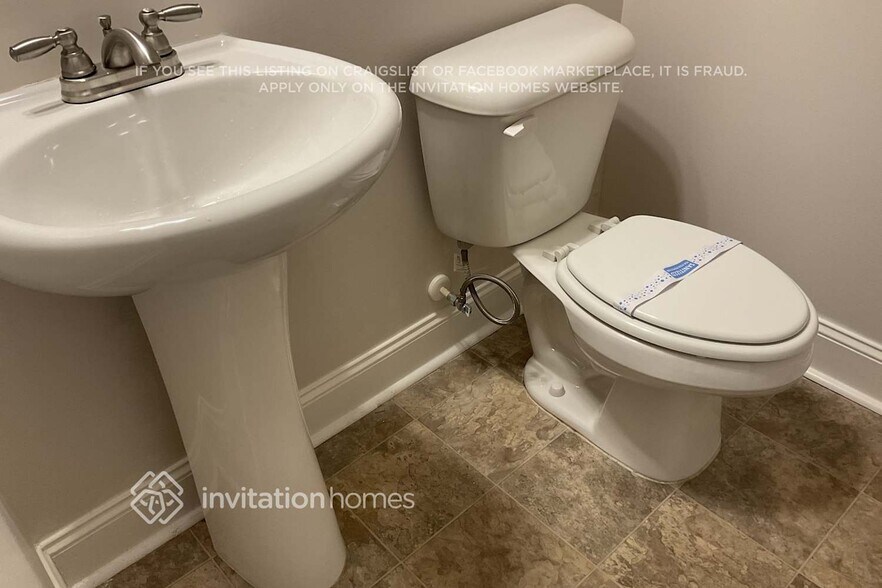 Building Photo - 254 Centerview Wy