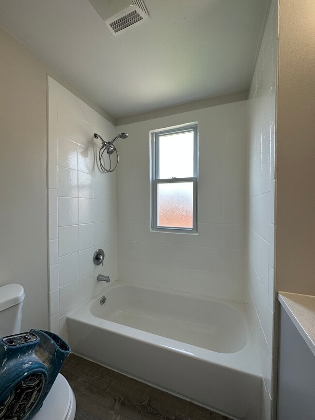 Building Photo - 5811 S Kolmar Ave