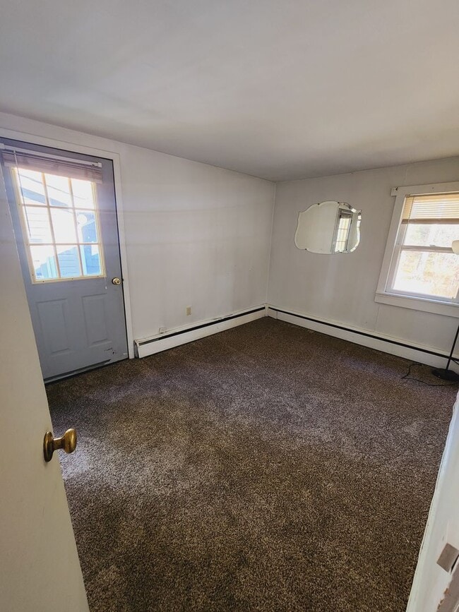 Building Photo - 877-877 Lower Swiftwater Rd