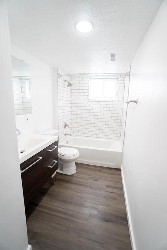 Building Photo - 4658 Thayn Dr