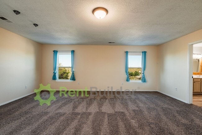 Building Photo - !!!!SIGN A LEASE GET A FREE MONTHS RENT!!!!