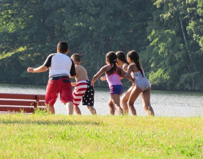 Building Photo - 111 Summer St