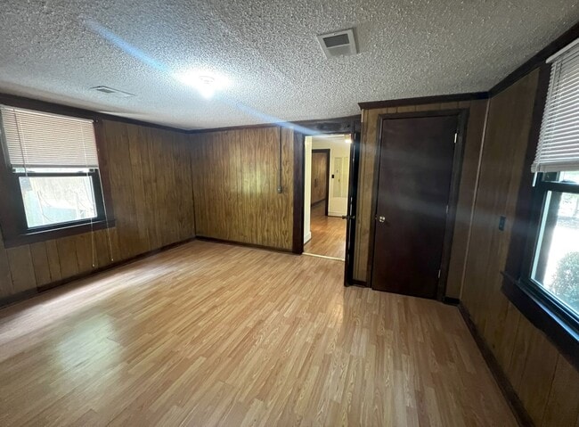 Building Photo - Yadkinville for rent!!