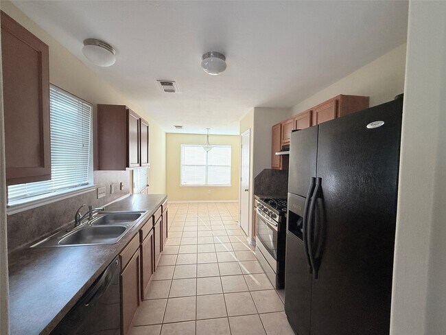 Building Photo - 14430 Hamilton Grove Ln