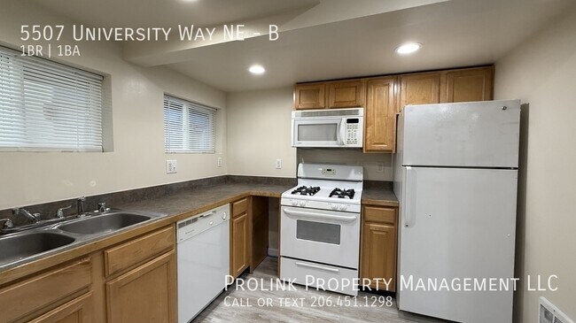 Building Photo - 5507 University Wy NE