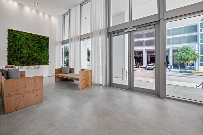 Building Photo - 1040 Biscayne Blvd