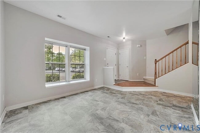 Building Photo - 2545 Mountain Ash Cir