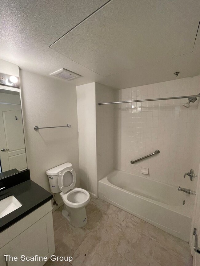 Building Photo - 2 br, 2 bath House - 880 Meridian Bay Lane...