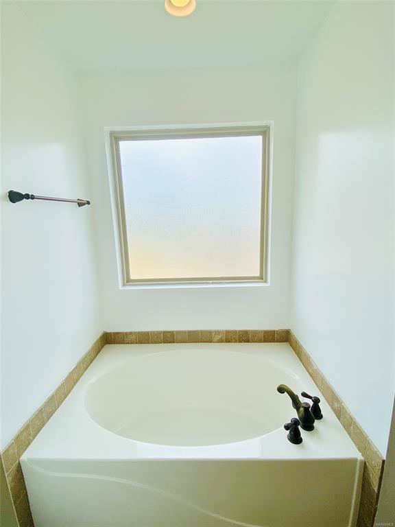 Building Photo - 6511 Ridgeview Ln
