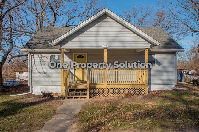 Building Photo - 1520 W 45th St