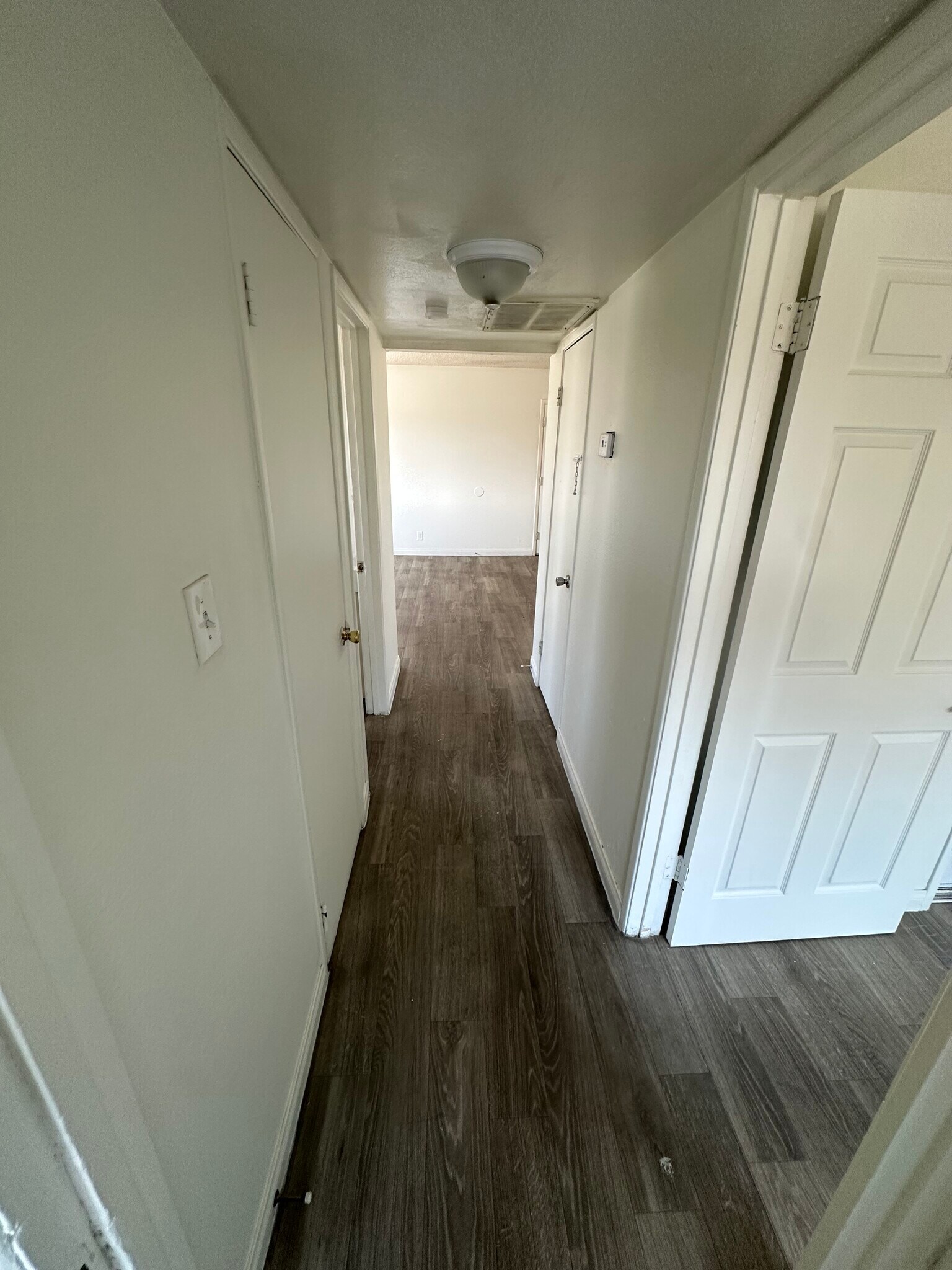 Building Photo - 485 North Cir