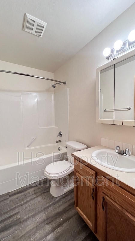 Building Photo - 6305 Chapel Hill Blvd