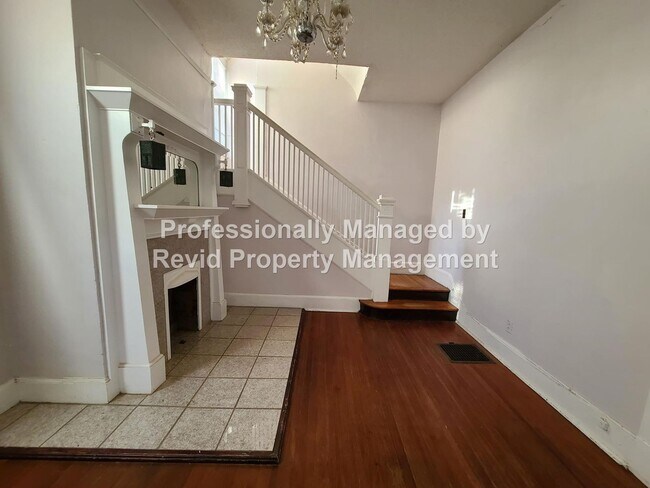 Building Photo - First Month Free on a 13-Month Lease