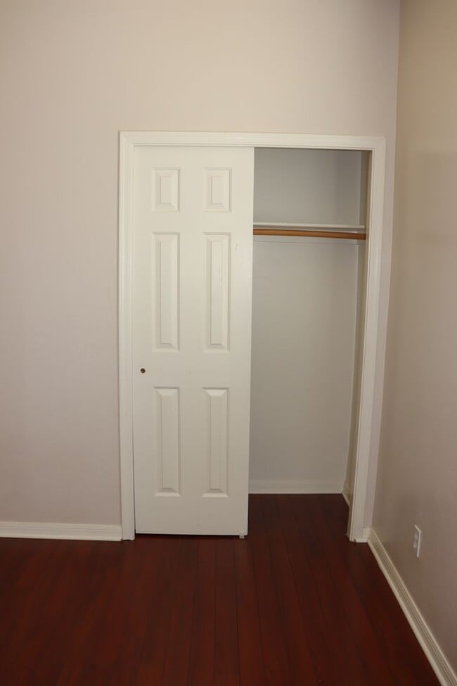 Building Photo - Beautiful West Side Home in Gated Community