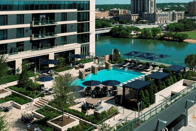 Gallery Detail: Urban Oasis High End Residences In The He