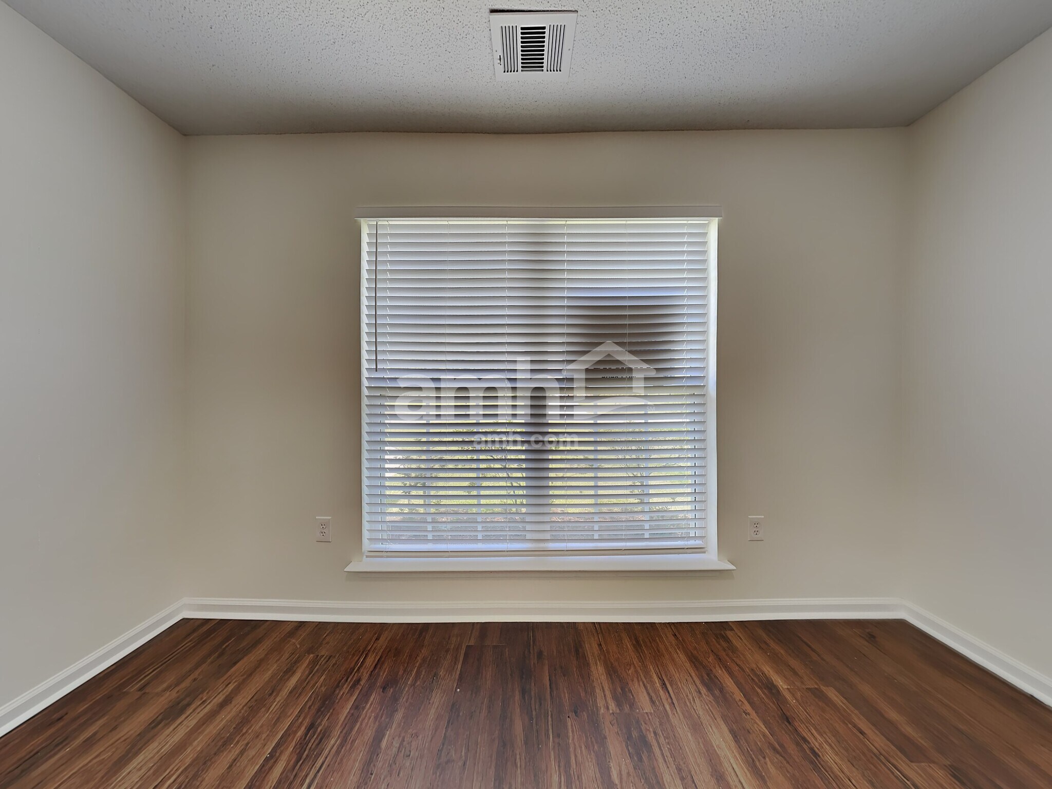 Building Photo - 362 Stonebridge Cir