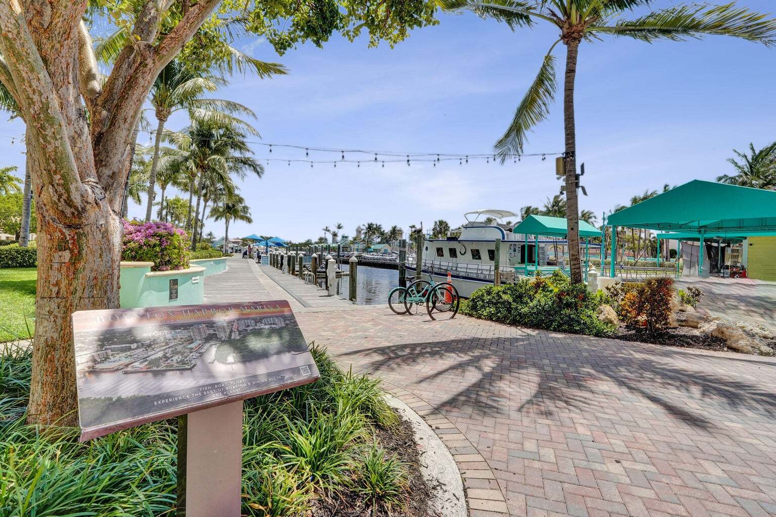 Building Photo - 700 E Boynton Beach Blvd