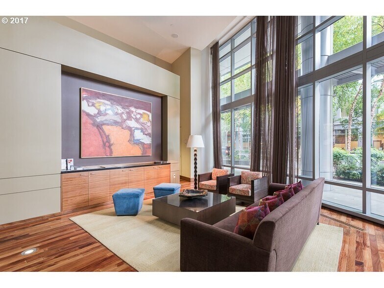 Building Photo - 3601 sw river parkway