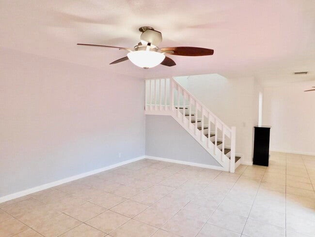 Building Photo - 4155 Turnberry Cir