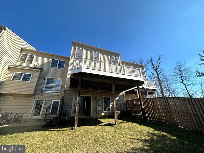 Building Photo - 25535 Oak Medley Terrace