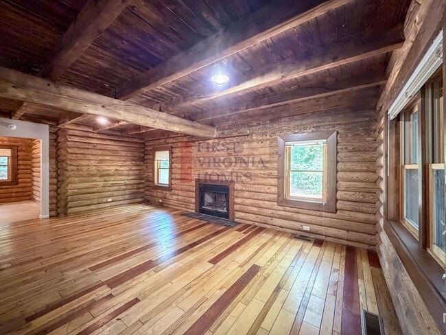Building Photo - 3Bed/2Bath Lake Monticello Rental