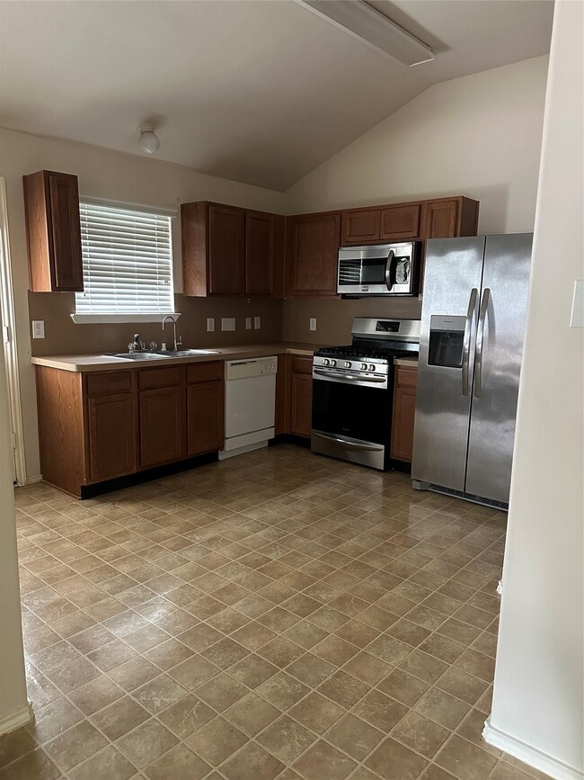 Building Photo - 15823 Regal Trace Ln