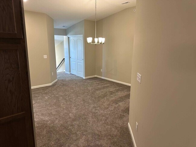 Building Photo - 2683 Verdant Ln