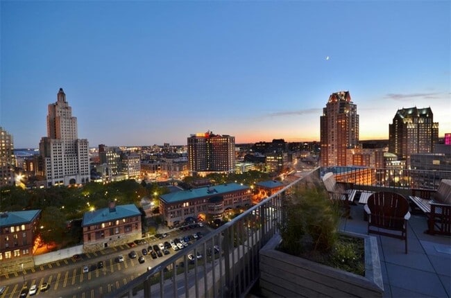 Building Photo - 100 W Exchange St