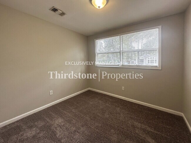 Building Photo - 9228 Waynesboro Ave