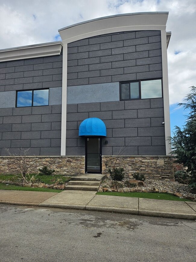 Building Photo - Brand new 1 bed apartment